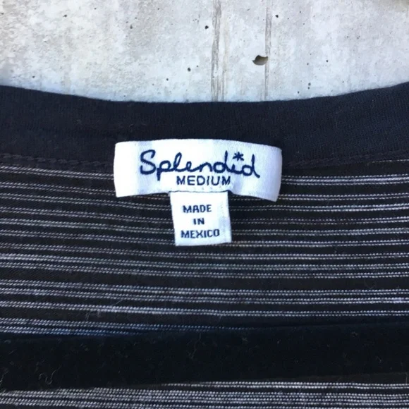 Splendid Striped V-Neck Short Sleeve Shirt M - Picture 4 of 4